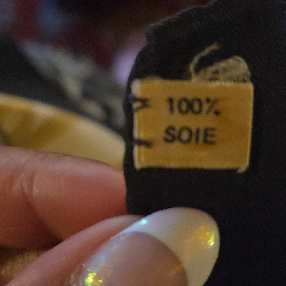 Hermes Elegant Black and Gold Nautical Scarf 100%Silk - Picture 6 of 7
